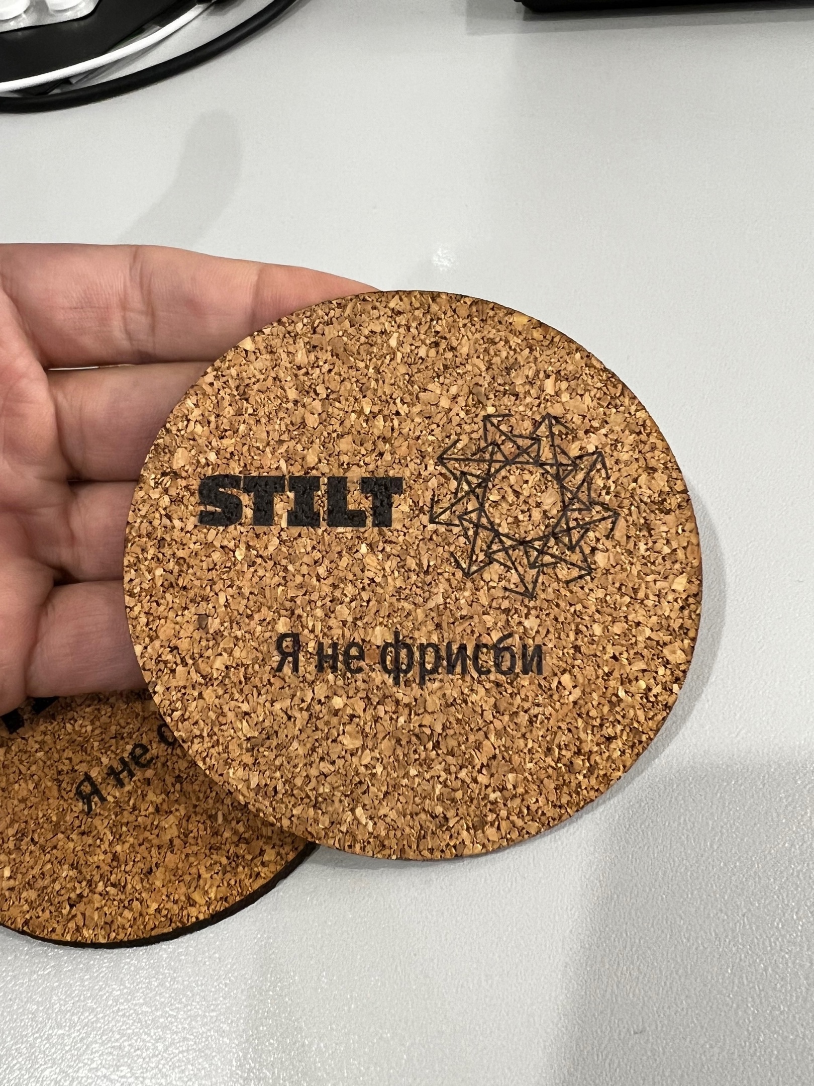 Блокноты, коврики для мыши, ручки и костеры для компании STILT Блокноты, коврики для мыши, ручки и костеры для компании STILT