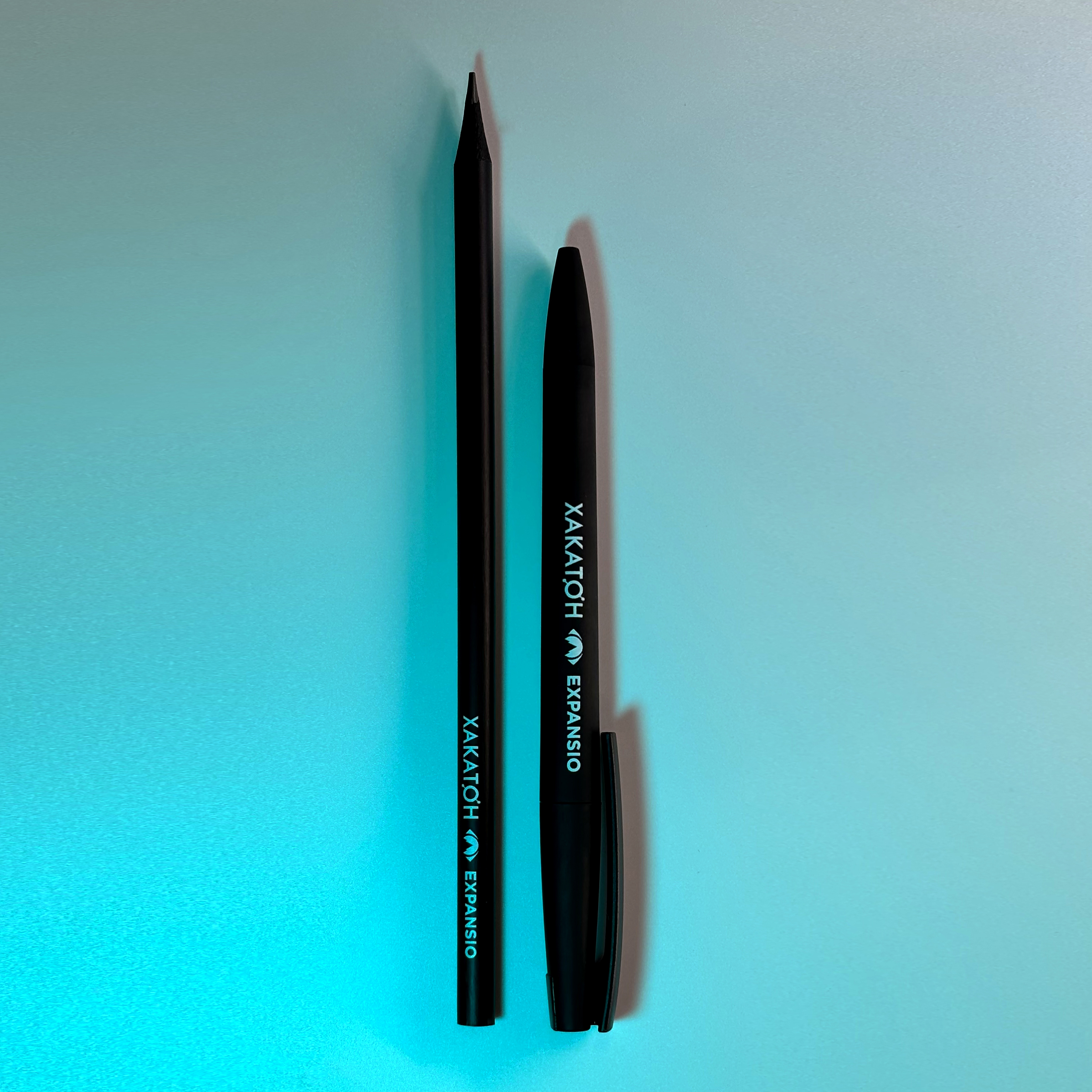 Блокнот, бейдж, ручка и карандаш для хакатона Expansio