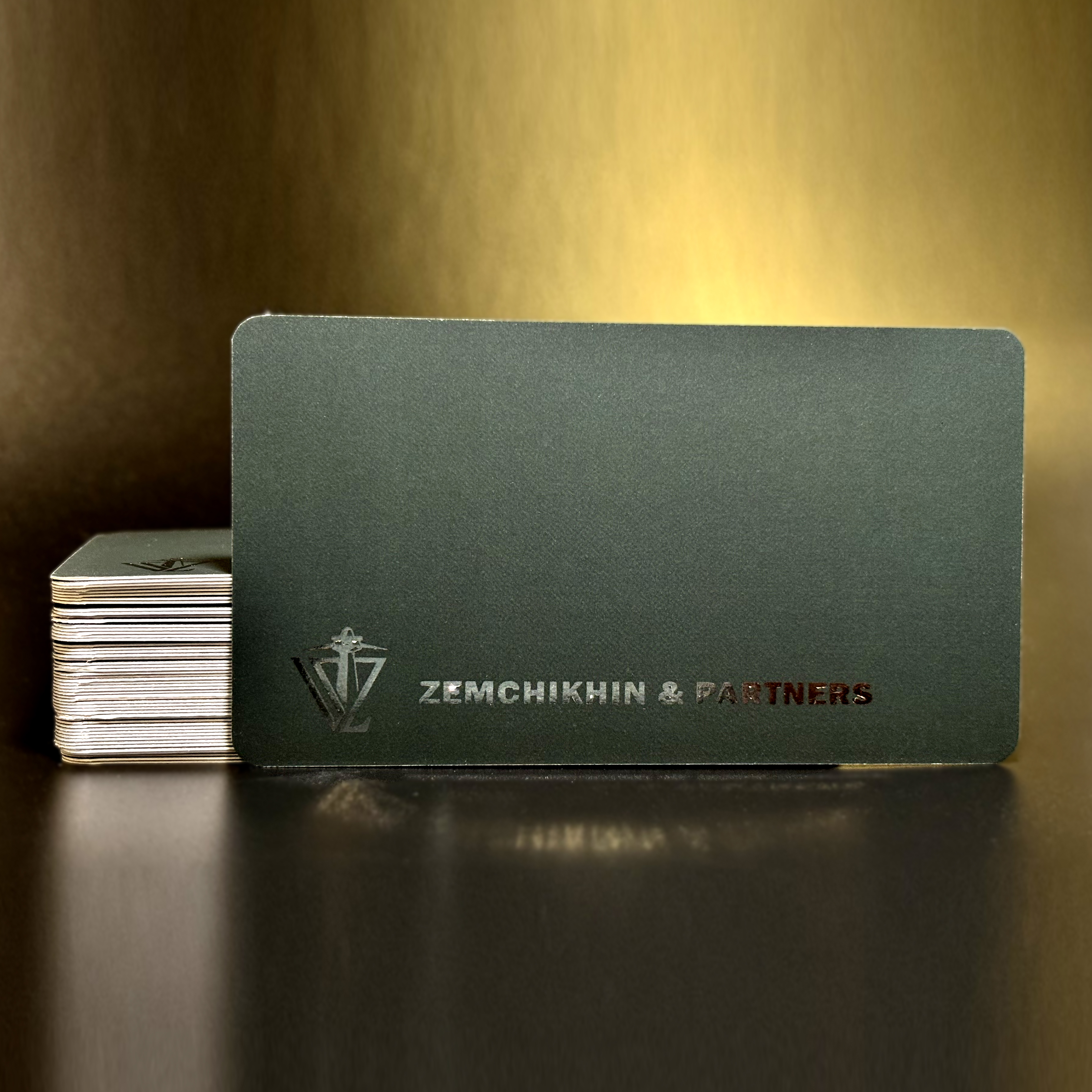 Визитки для адвокатскоого бюро Земчихин и партнеры