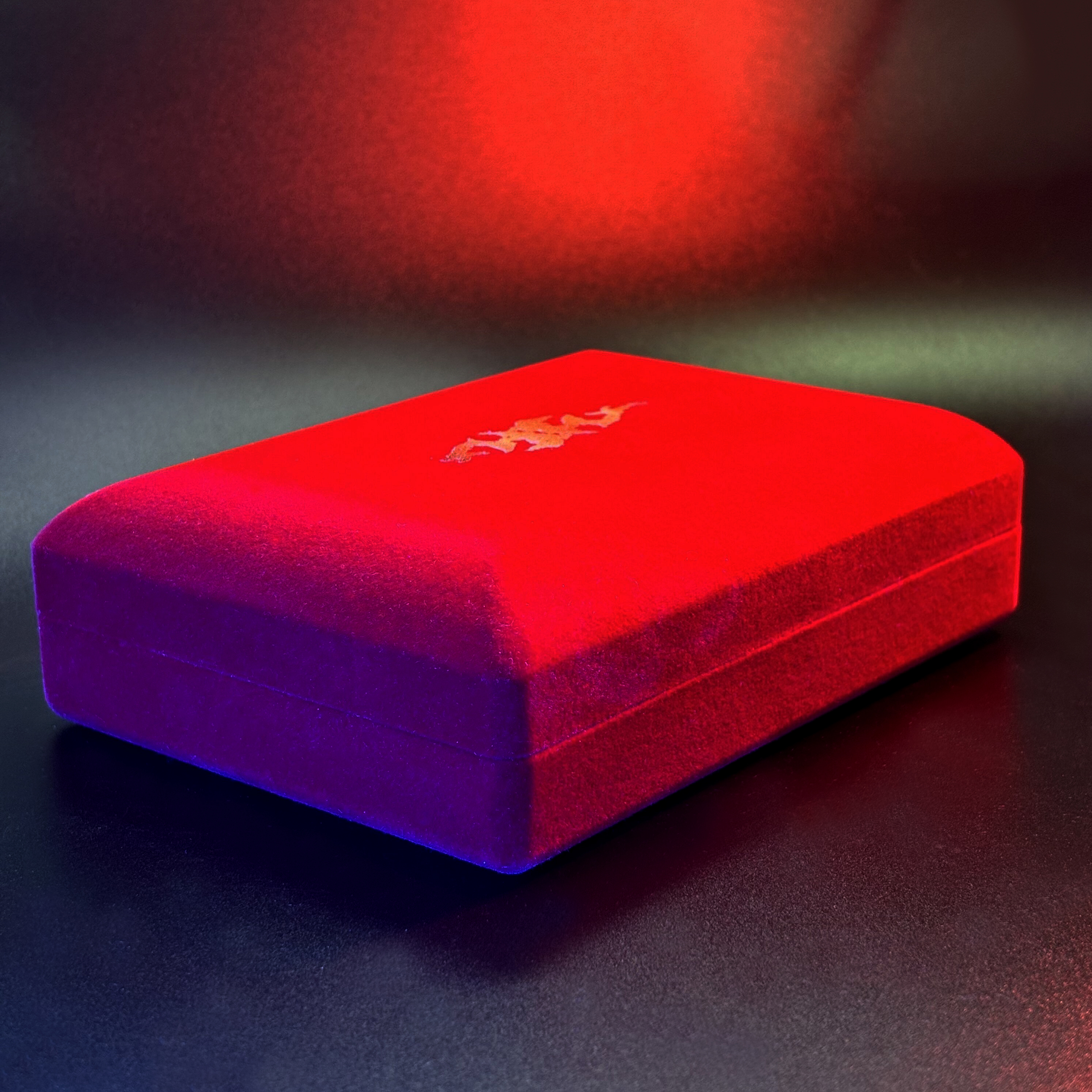 УФ-печать на подарочном футляре УФ-печать на подарочном футляре