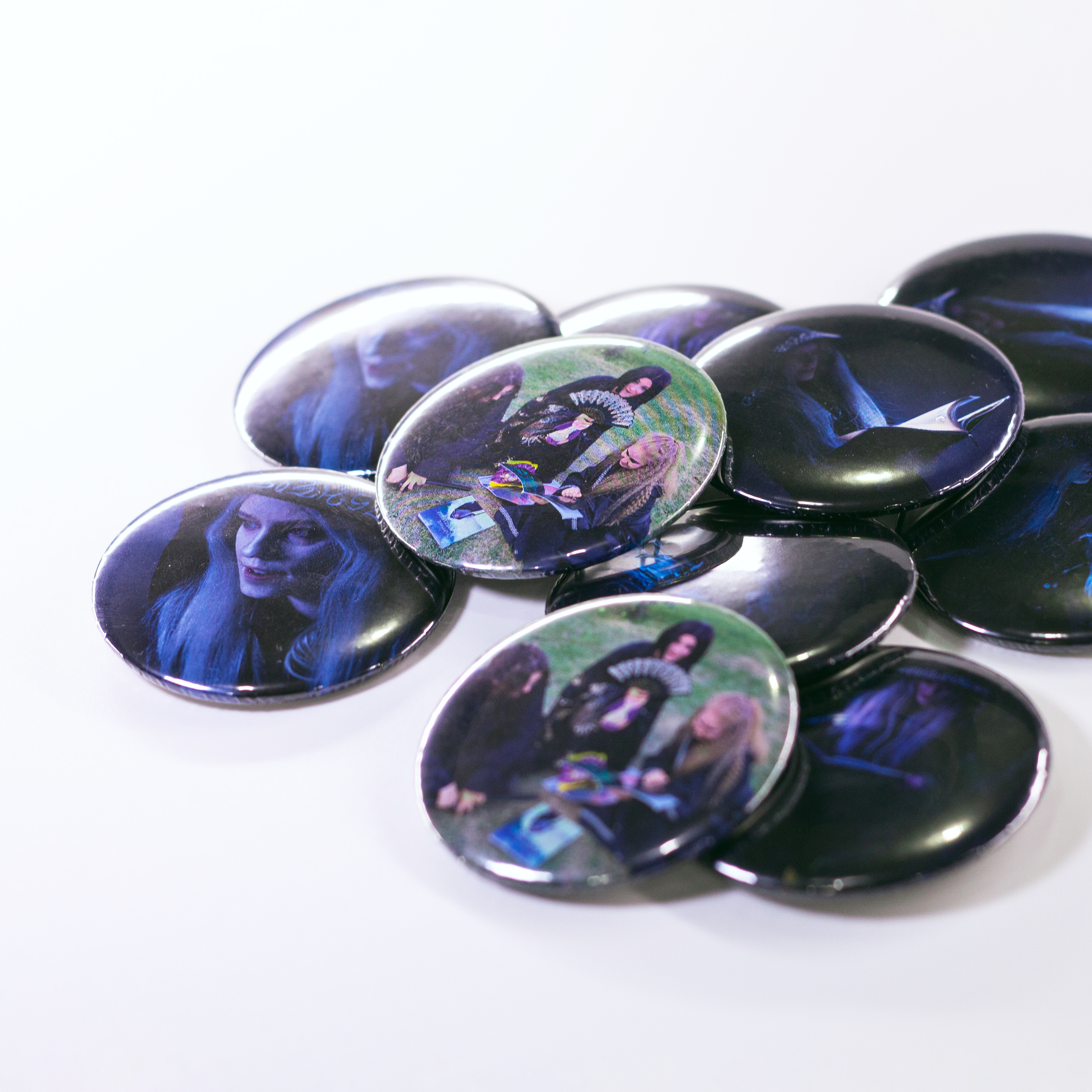 Значки для косплееров