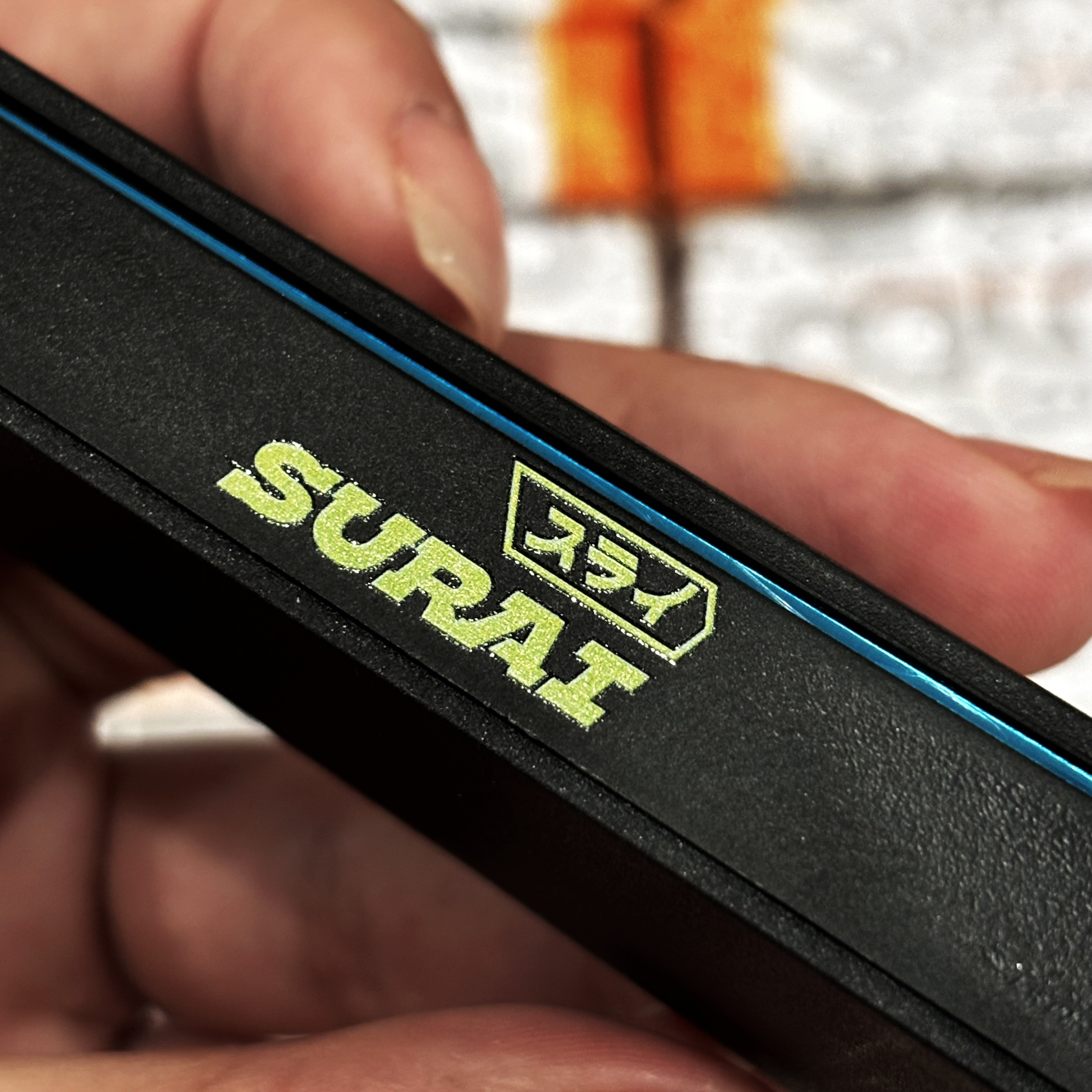 Ультрафиолетовая печать на пепельницах и визитках