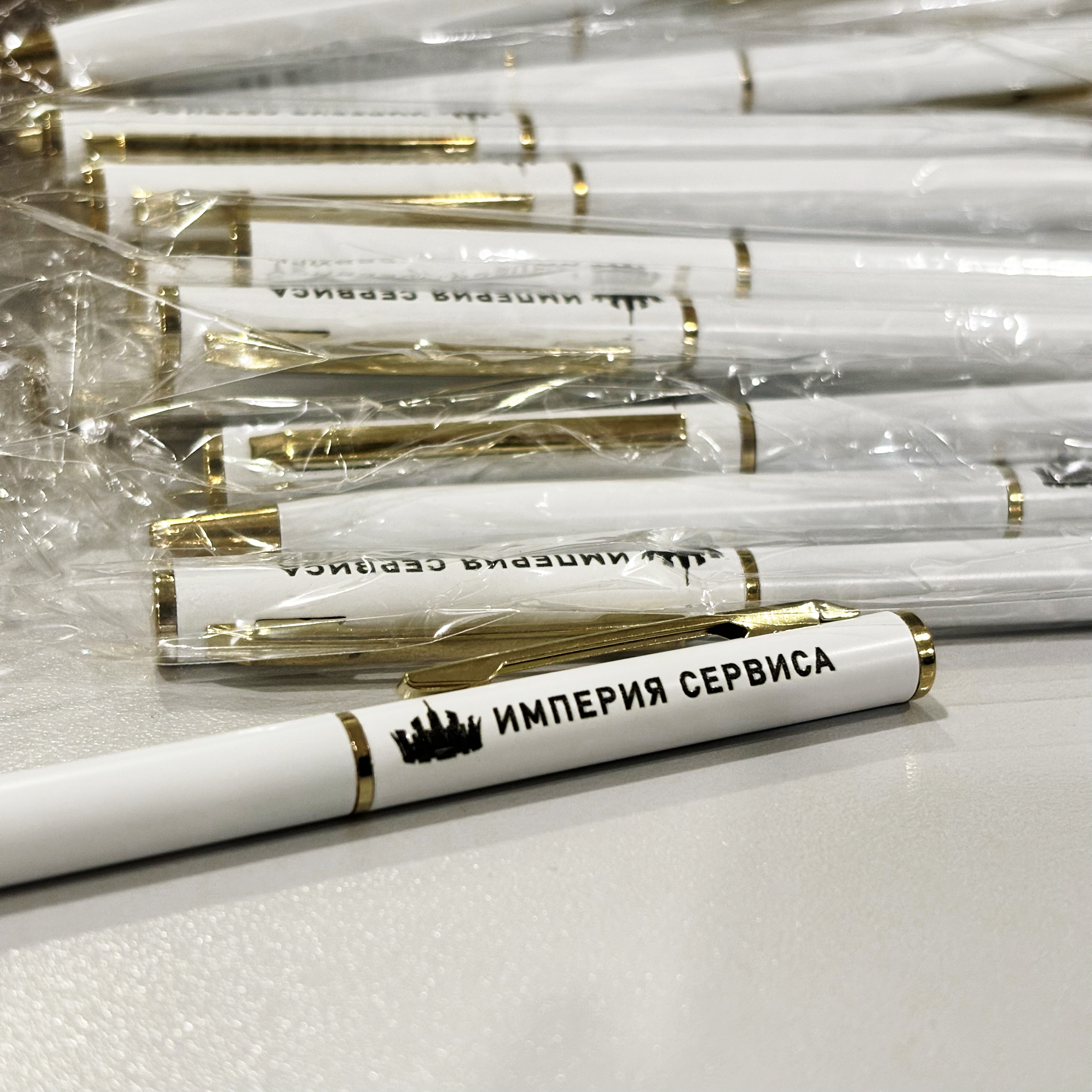 Ручка Hilton Gold для компании Империя сервиса