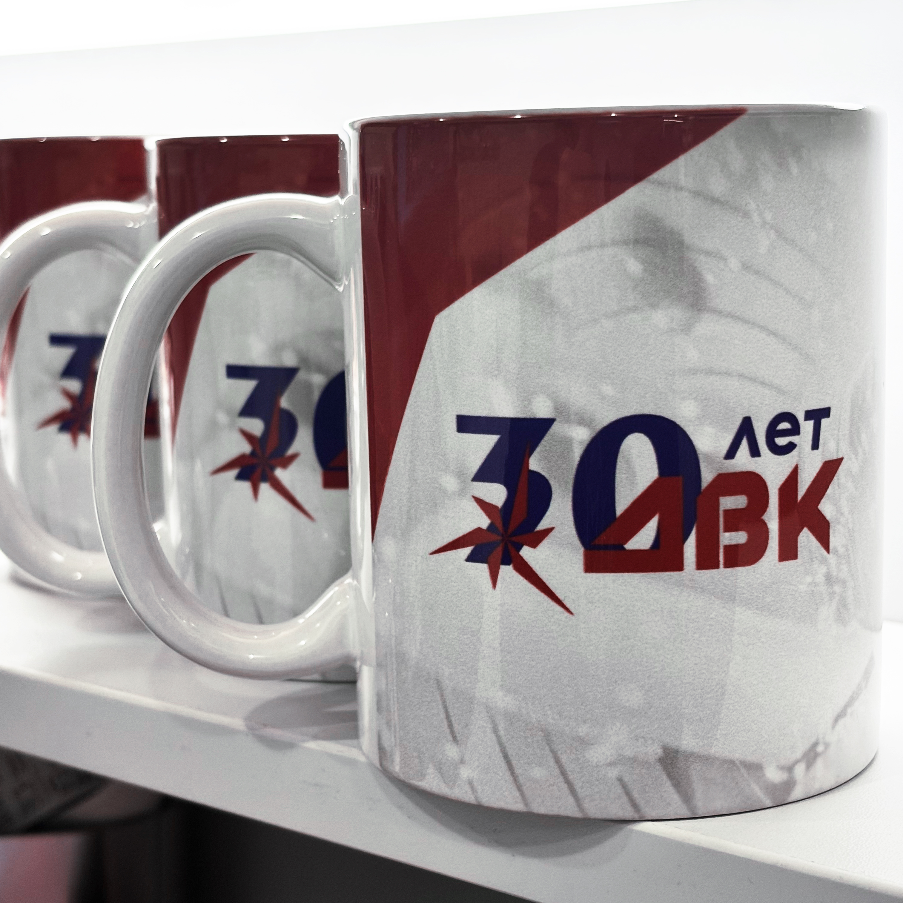 Блокноты, ручки, кружки, календари для компании ДВК