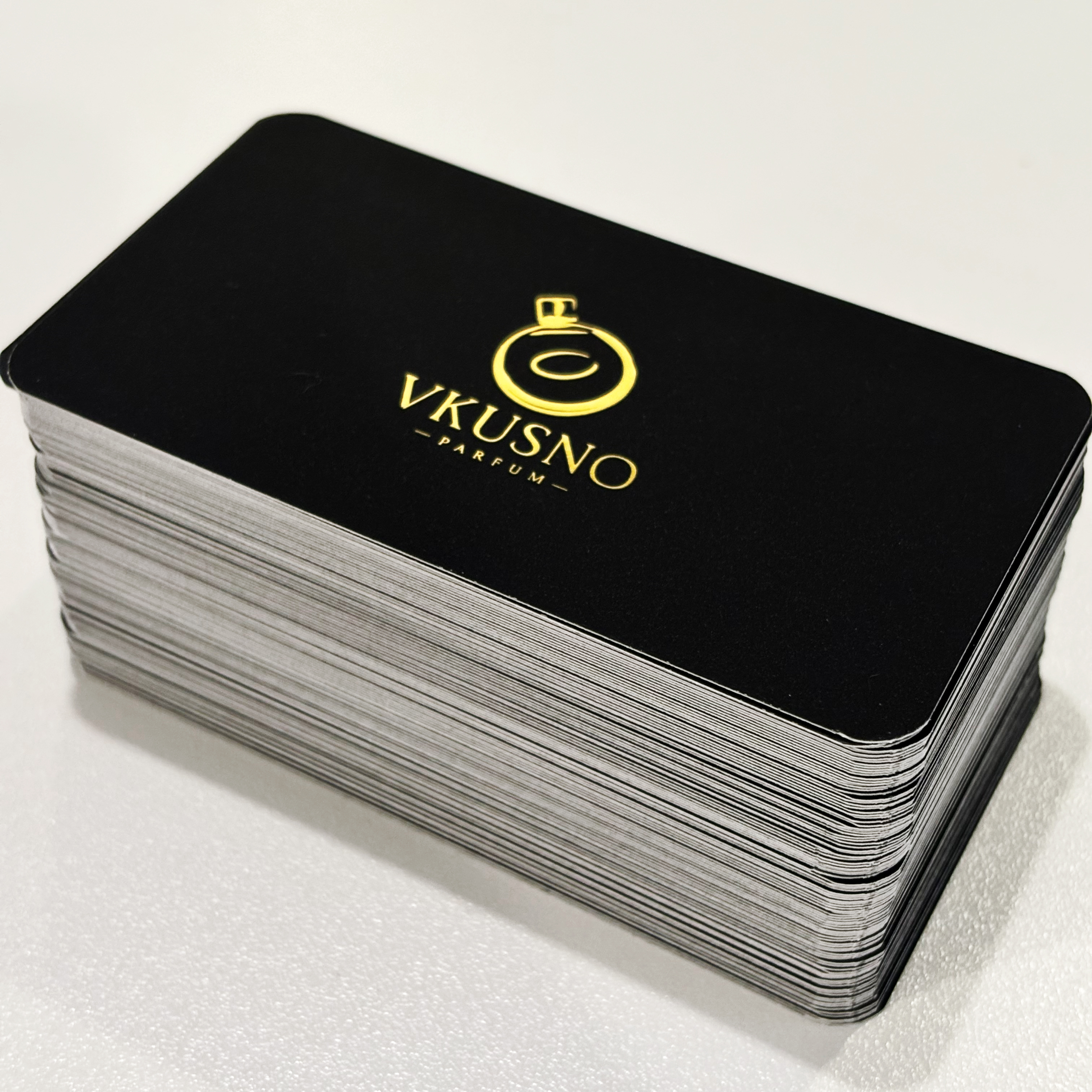 Визитки для мастерской духов VKUSNO