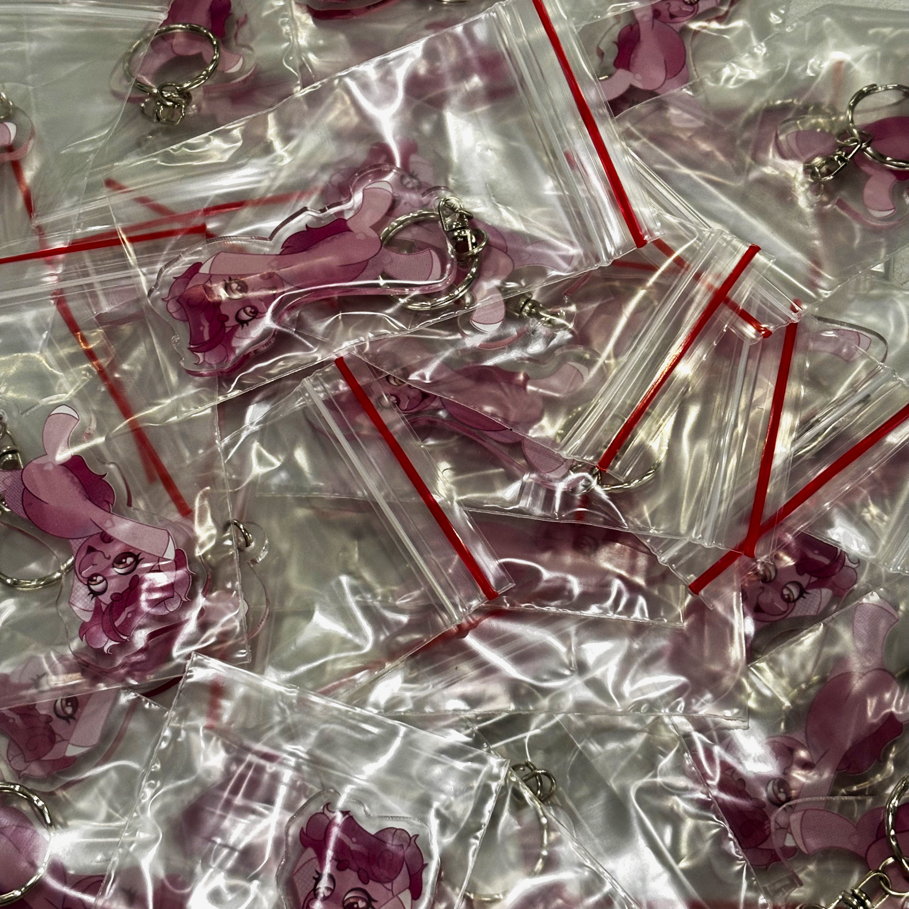 Акриловые брелоки с пони