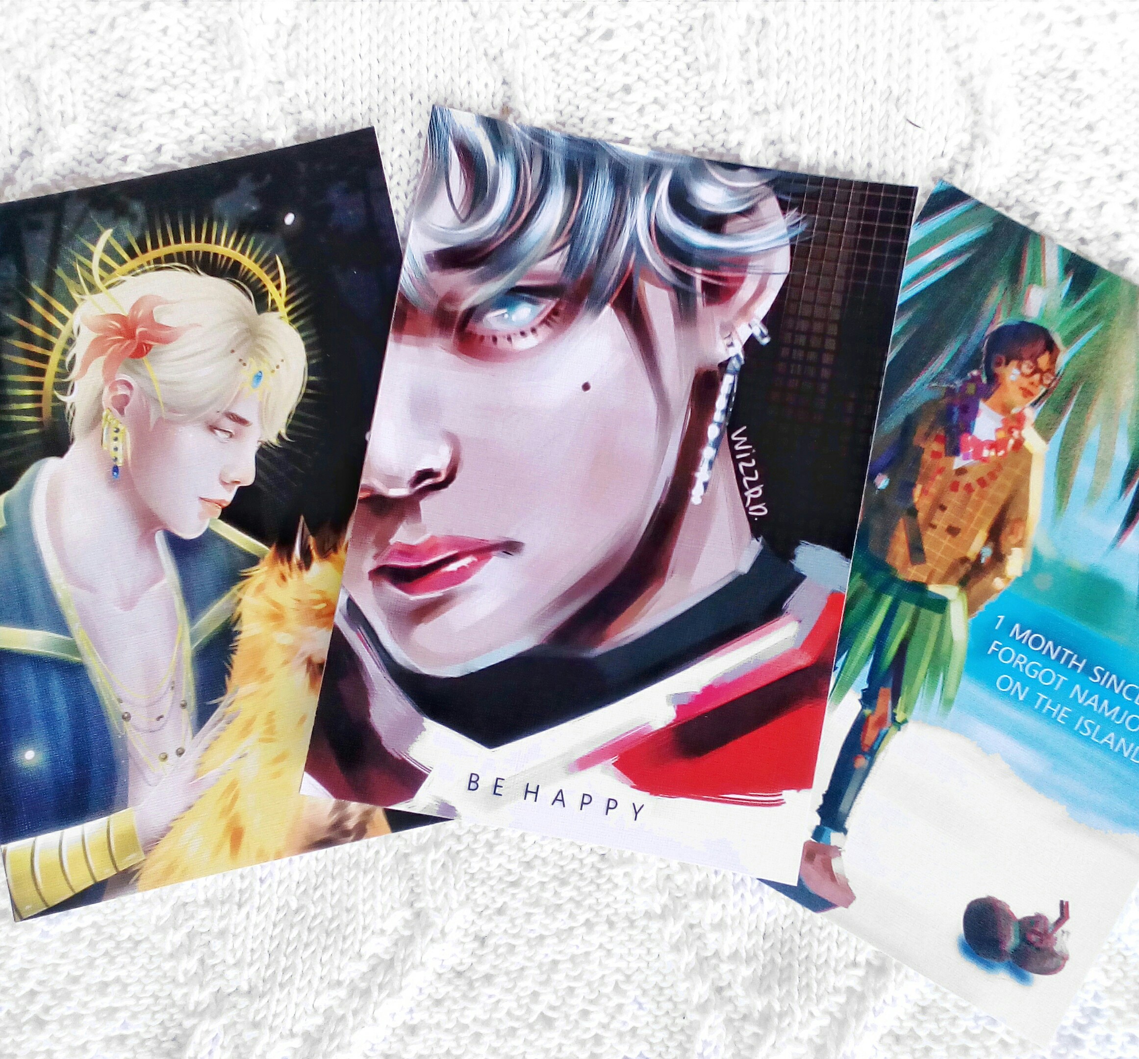 Открытки, значки и скетчбуки для художника Анастасии Виззрд