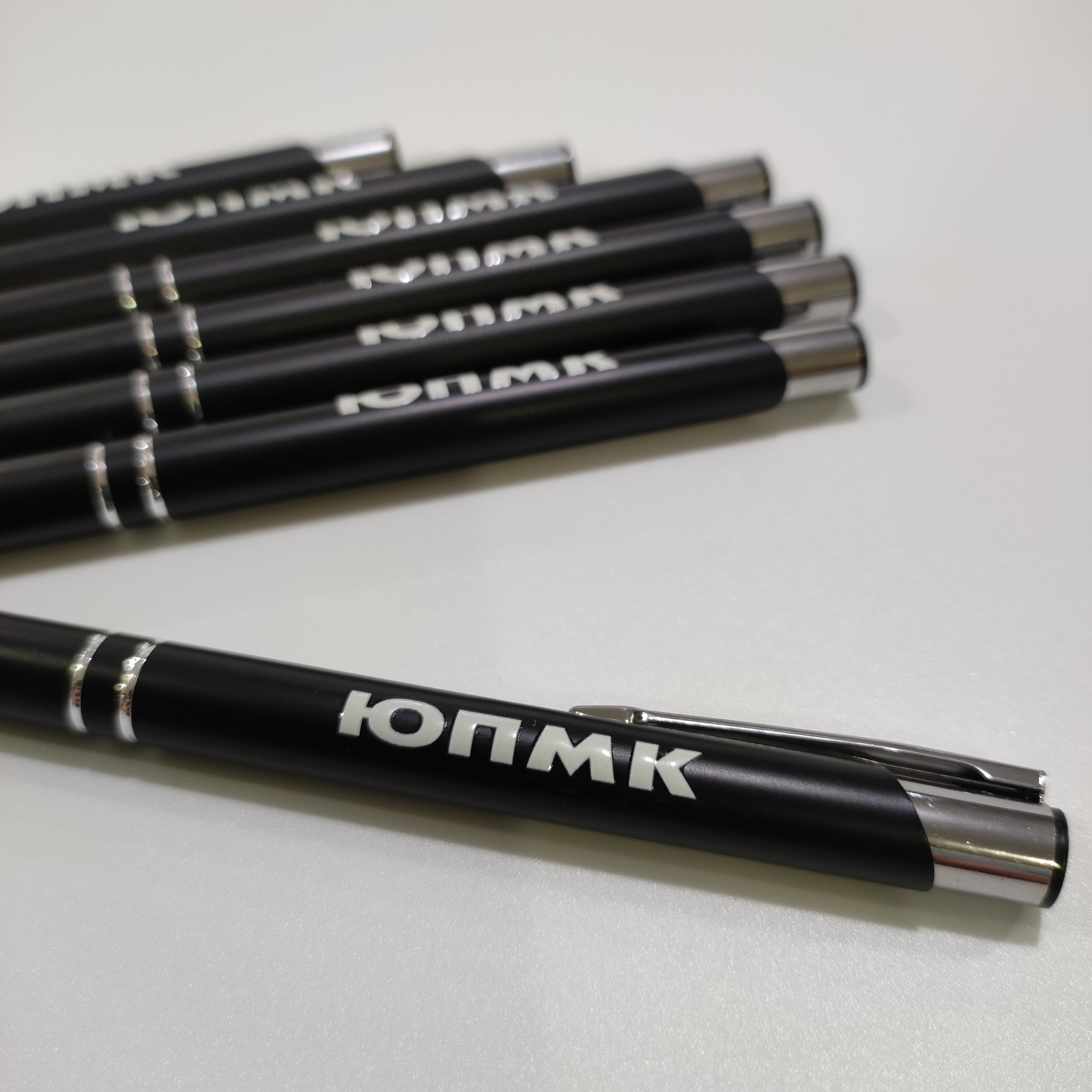 Ручки для различных организаций