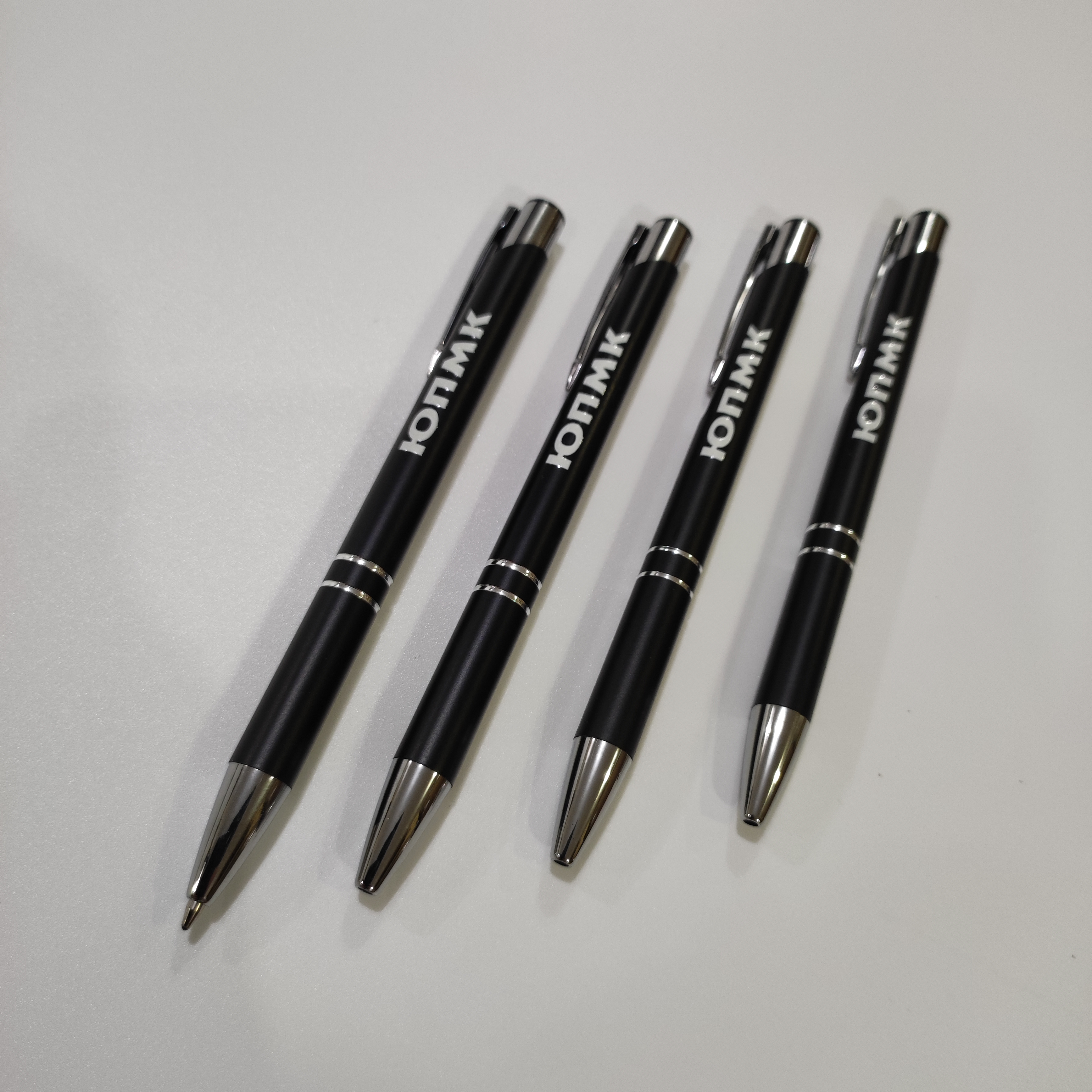 Ручки для различных организаций