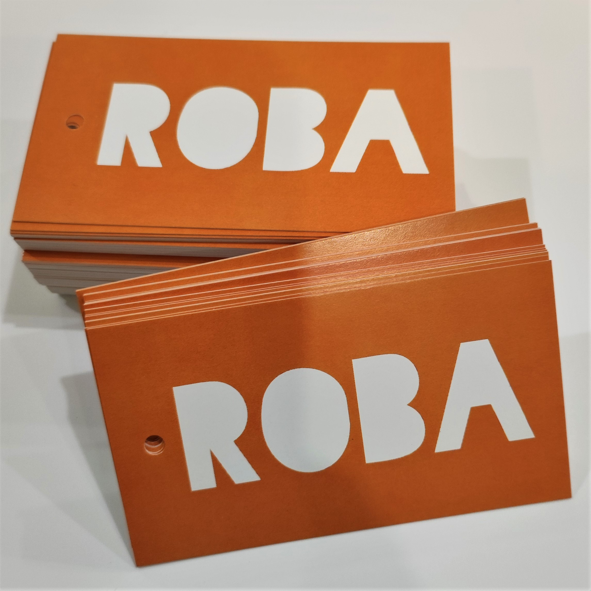 Бирки для магазина одежды Roba