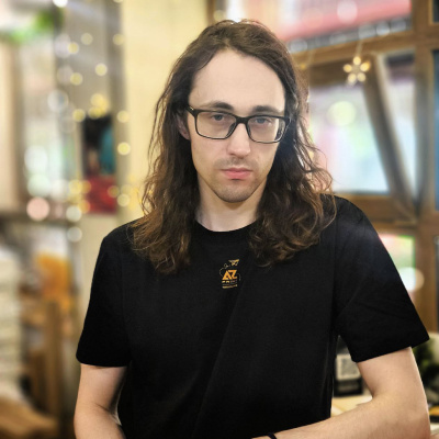 Вадим Артамонов