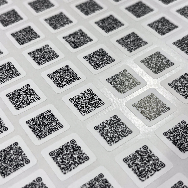 Конвертация формата макета и печать наклеек с QR-кодом